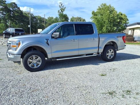 Used 2022 Ford F150 XLT w/ Equipment Group 301A Mid image 1