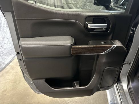 Used 2021 GMC Sierra 1500 Elevation w/ Preferred Package AWD/4WD image 11