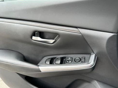 Used 2021 Nissan Sentra SR FWD image 15