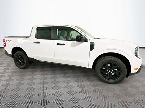 New 2025 Ford Maverick XLT w/ XLT Luxury Package image 3