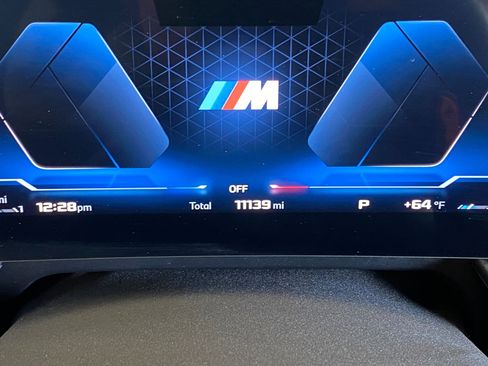 Used 2025 BMW X2 M35i image 21