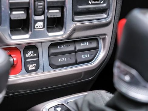 Used 2024 Jeep Wrangler Unlimited Rubicon 392 image 73