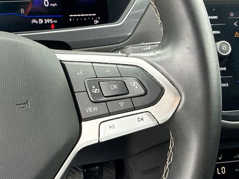 Used 2023 Volkswagen Tiguan SE image 36