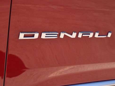 Used 2024 GMC Yukon Denali w/ Max Trailering Package image 11