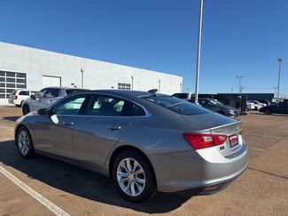 Used 2023 Chevrolet Malibu LT video 2