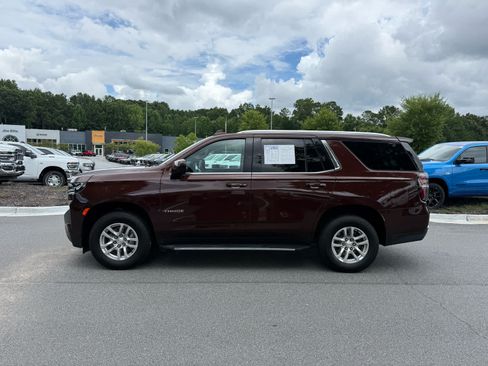 Used 2023 Chevrolet Tahoe LT RWD image 2