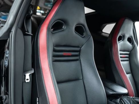 Used 2012 Nissan GT-R Black Edition AWD/4WD image 28