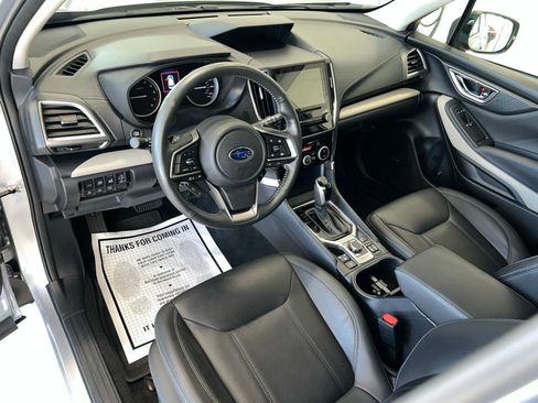 Used 2023 Subaru Forester Limited w/ Popular Package #2 AWD/4WD image 9
