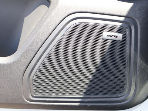 Certified 2026 Porsche Macan AWD/4WD image 15