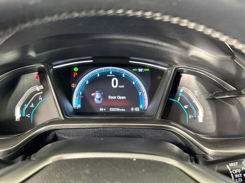 Used 2020 Honda Civic EX image 13