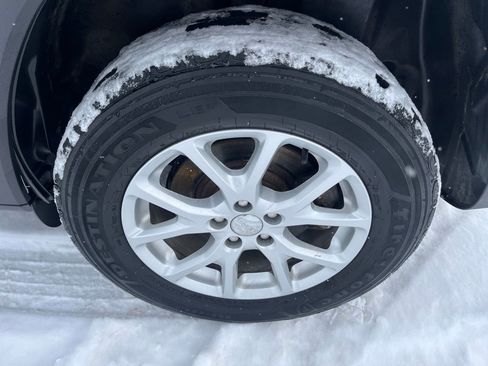 Used 2016 Jeep Cherokee Latitude image 12