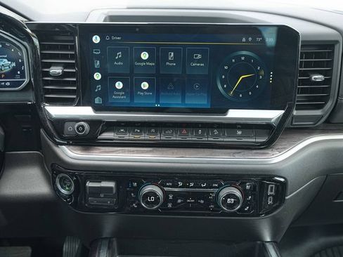Used 2022 Chevrolet Silverado 1500 LTZ AWD/4WD image 31