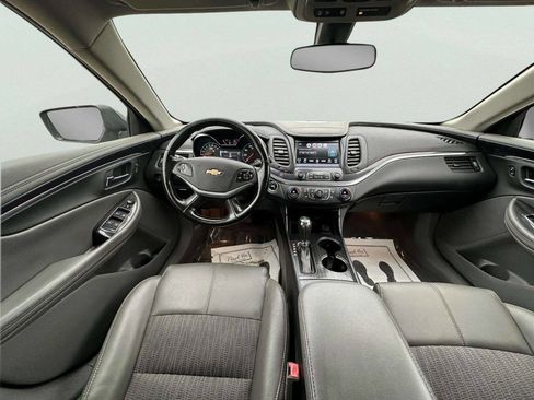 Used 2019 Chevrolet Impala LT image 23