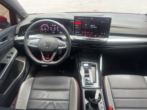 Used 2025 Volkswagen GTI SE FWD image 11