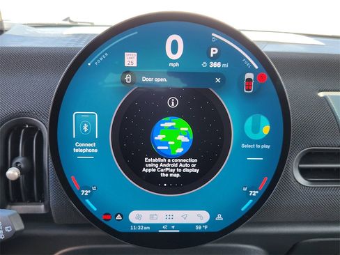 Used 2025 MINI Cooper 2-Door Hardtop image 12