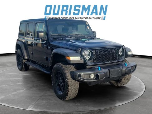 Used 2024 Jeep Wrangler Unlimited image 1