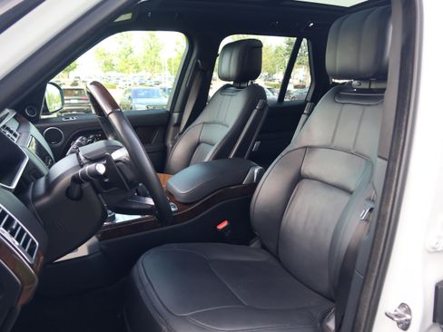 Used 2022 Land Rover Range Rover Westminster Edition image 31