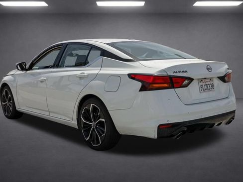 Used 2024 Nissan Altima 2.5 SR FWD image 6