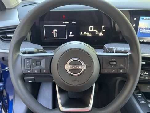 New 2026 Nissan Kicks SV w/ Cold Weather Package AWD/4WD image 9