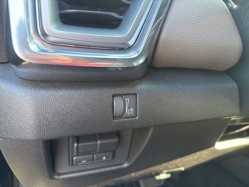 New 2026 GMC Canyon Denali image 28