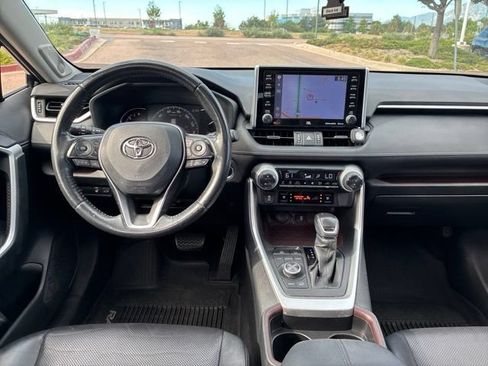 Used 2019 Toyota RAV4 Limited w/ Cold Weather Package AWD/4WD image 22