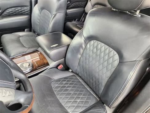 Used 2019 INFINITI QX80 Luxe w/ 22" Wheel Package image 11