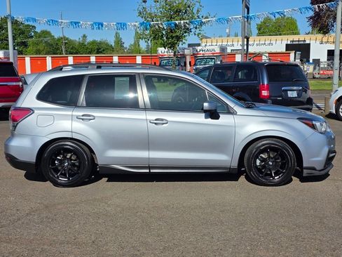 Used 2018 Subaru Forester 2.5i Premium image 6