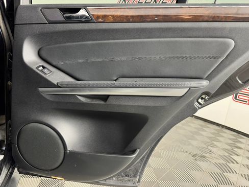 Used 2011 Mercedes-Benz ML 350 4MATIC image 41