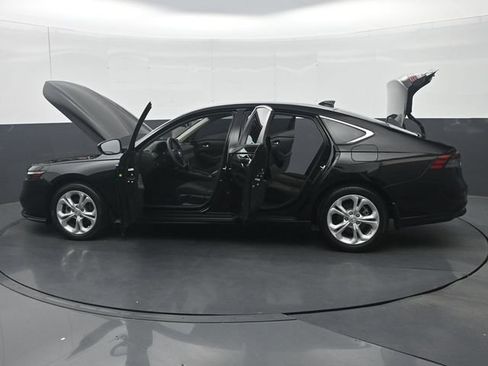Used 2024 Honda Accord LX image 38