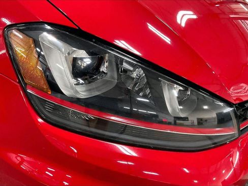 Used 2017 Volkswagen GTI Sport FWD image 27