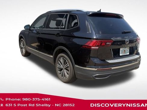 Used 2024 Volkswagen Tiguan Wolfsburg Edition FWD image 3