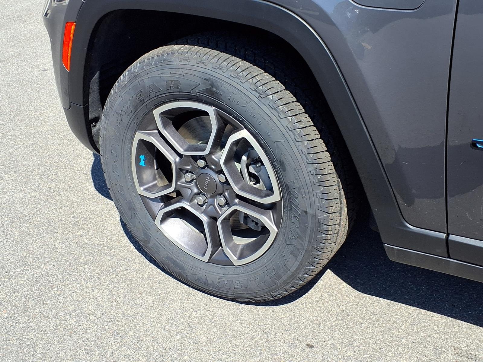 Certified 2024 Jeep Grand Cherokee Trailhawk AWD/4WD image 28