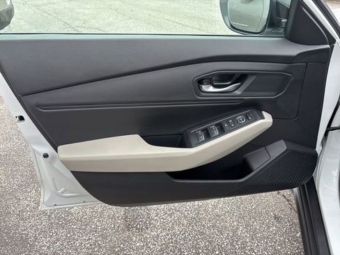 Used 2025 Honda Accord SE image 26