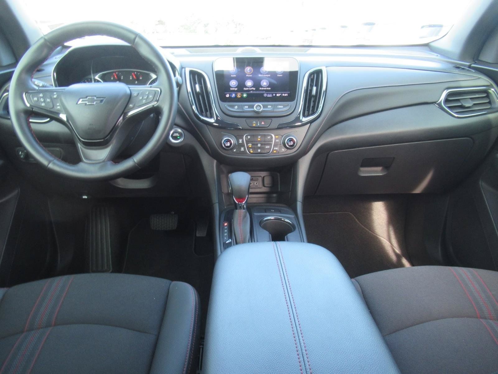 Certified 2023 Chevrolet Equinox RS FWD image 12