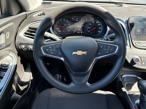 Used 2024 Chevrolet Malibu LT FWD image 16