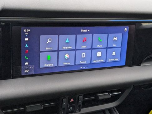 Used 2025 Porsche Macan 4 Electric image 14