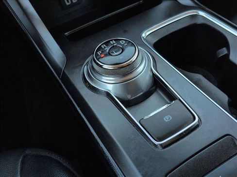 Used 2019 Ford Fusion Energi Titanium image 12