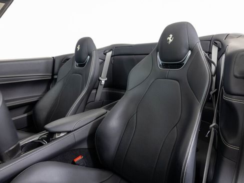 Certified 2023 Ferrari Portofino M RWD image 42