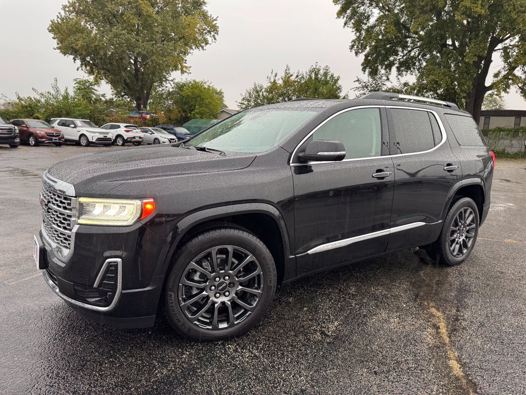 Used 2023 GMC Acadia Denali w/ Black Diamond Edition AWD/4WD image 2