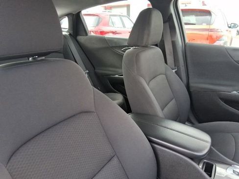 Used 2023 Chevrolet Malibu LT w/ Driver Confidence Package FWD image 13