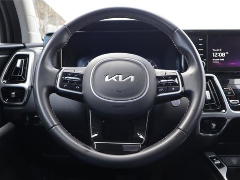 Certified 2023 Kia Sorento SX image 15