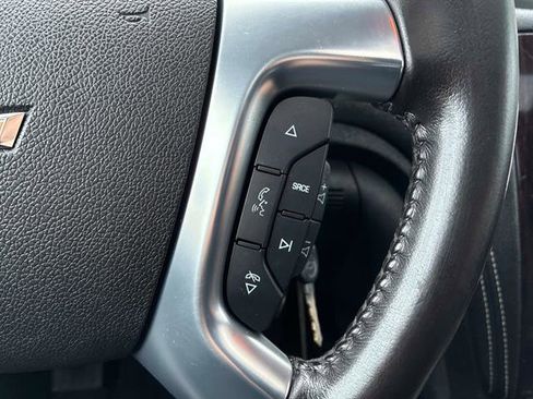 Used 2017 Chevrolet Traverse LT image 28