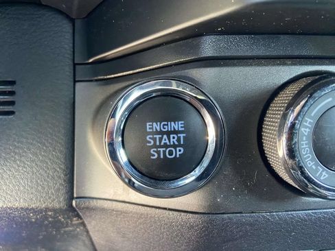 Used 2023 Toyota Tacoma TRD Off-Road w/ Technology Package AWD/4WD image 30