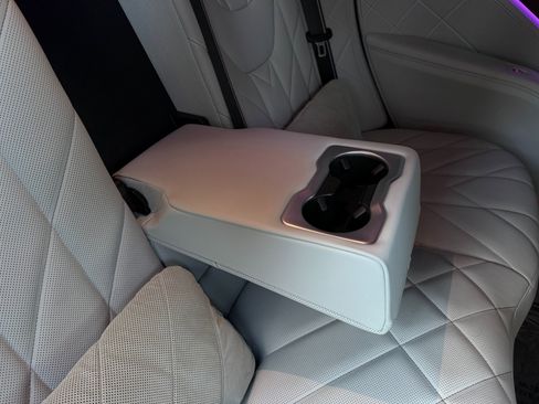 Used 2024 BMW XM image 47