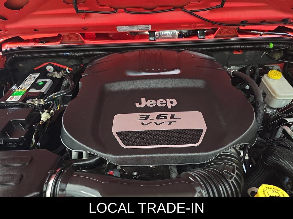 Used 2013 Jeep Wrangler Rubicon AWD/4WD image 29