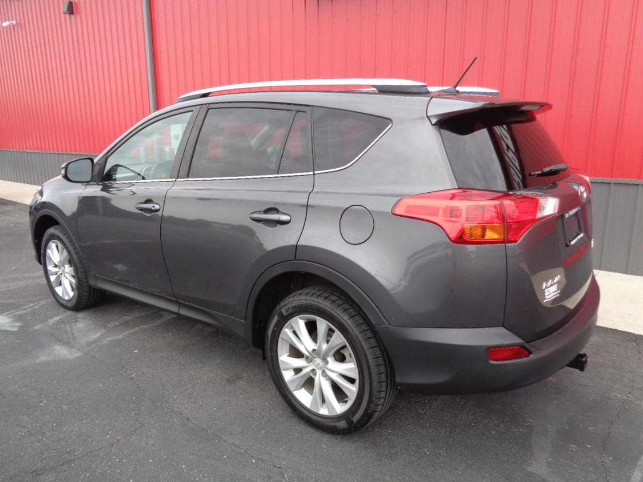 Used 2015 Toyota RAV4 Limited w/ Technology Package AWD/4WD image 7