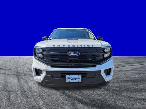 Certified 2025 Ford Expedition Max Active image 9