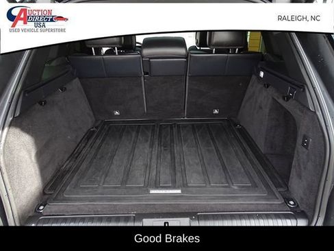 Used 2019 Land Rover Range Rover Sport HSE image 17