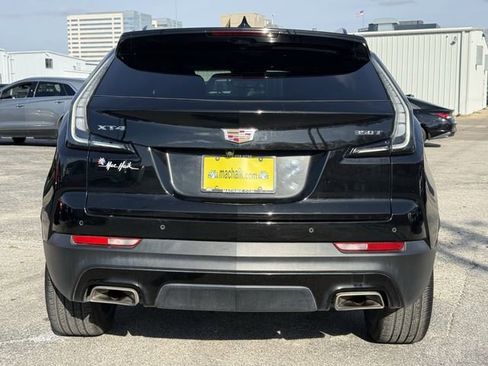 Used 2023 Cadillac XT4 Sport w/ Enhanced Visibility Package image 6