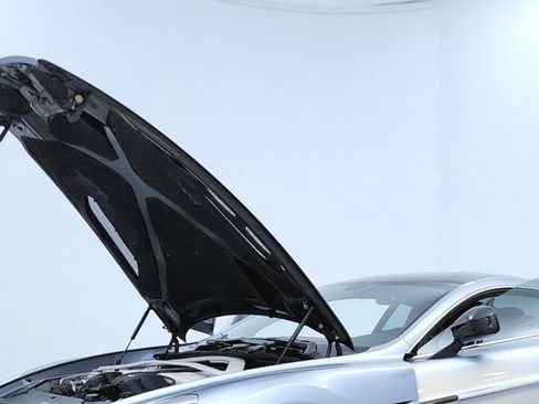 Used 2014 Aston Martin Vanquish Coupe RWD image 9